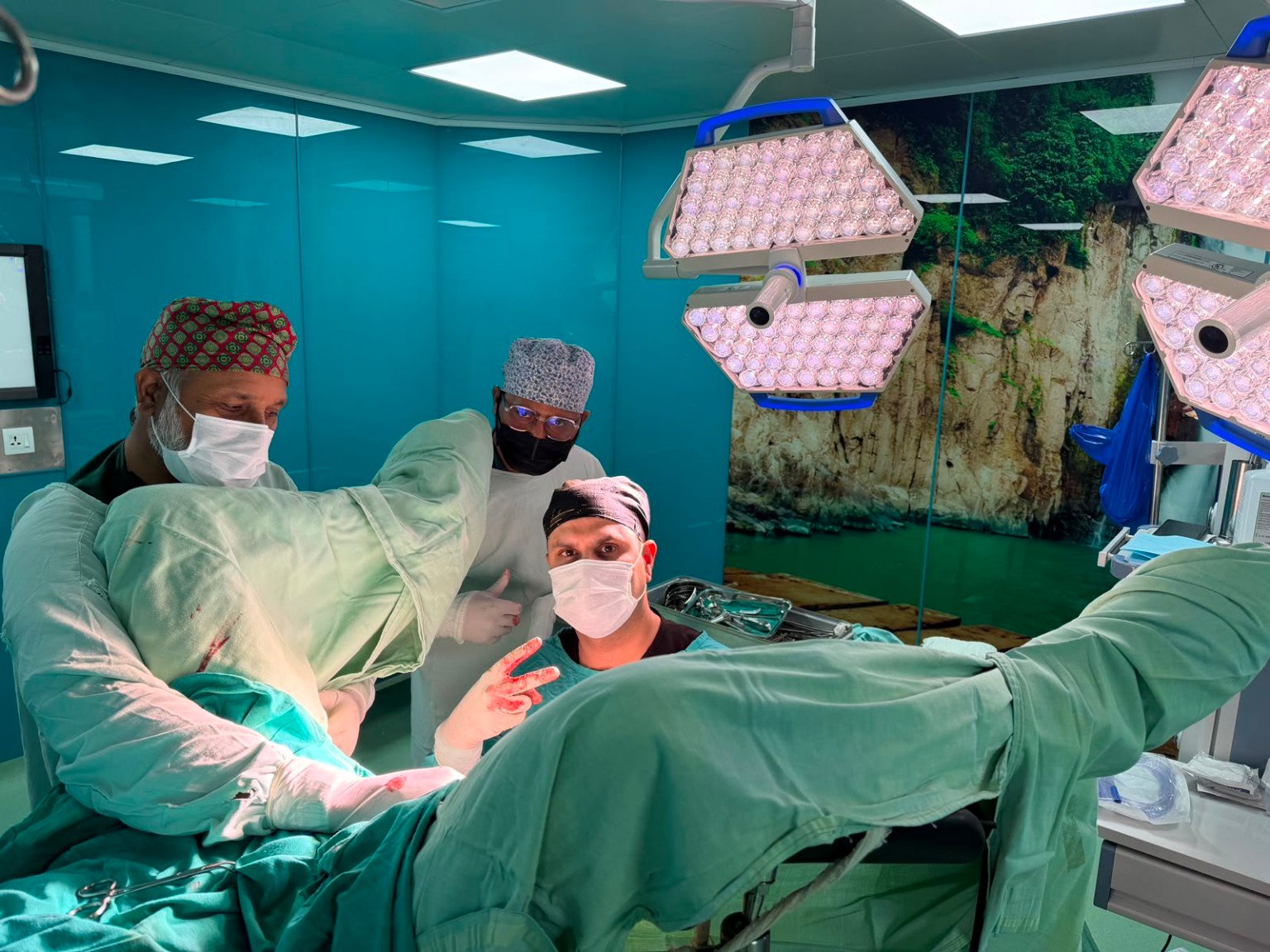 Operating theatre teamwork
